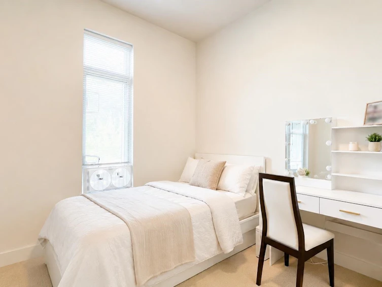 18-15235 Sitka Drive, Surrey, BC, V3S 0A9 - 21