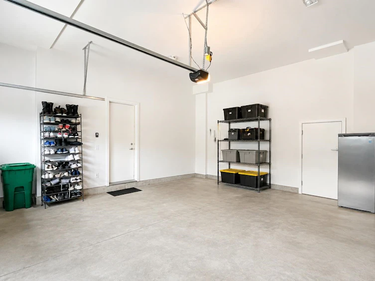 18-15235 Sitka Drive, Surrey, BC, V3S 0A9 - 28