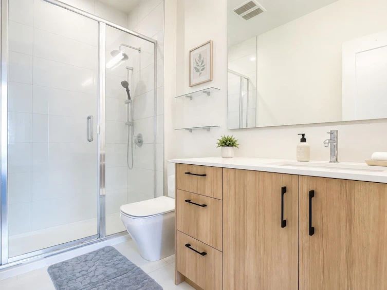 18-15235 Sitka Drive, Surrey, BC, V3S 0A9 - 26