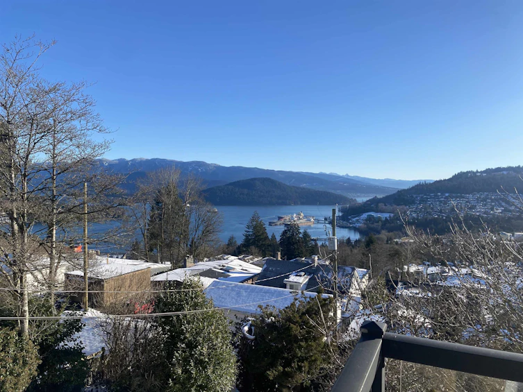 190 N Ellesmere Avenue, Burnaby, BC, V5B 1J8