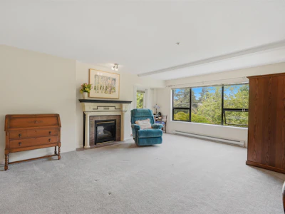 205-5855 Cowrie Street - 3