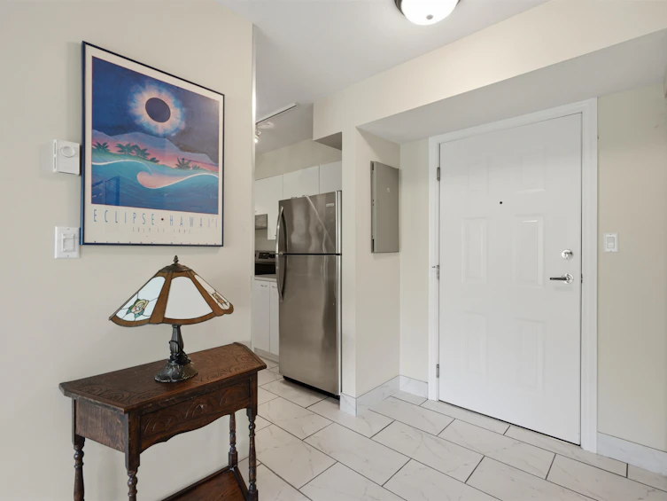 205-5855 Cowrie Street, Sechelt, BC, V7Z 0K1 - 5