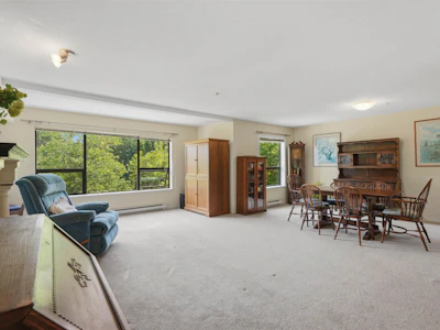 205-5855 Cowrie Street - 2