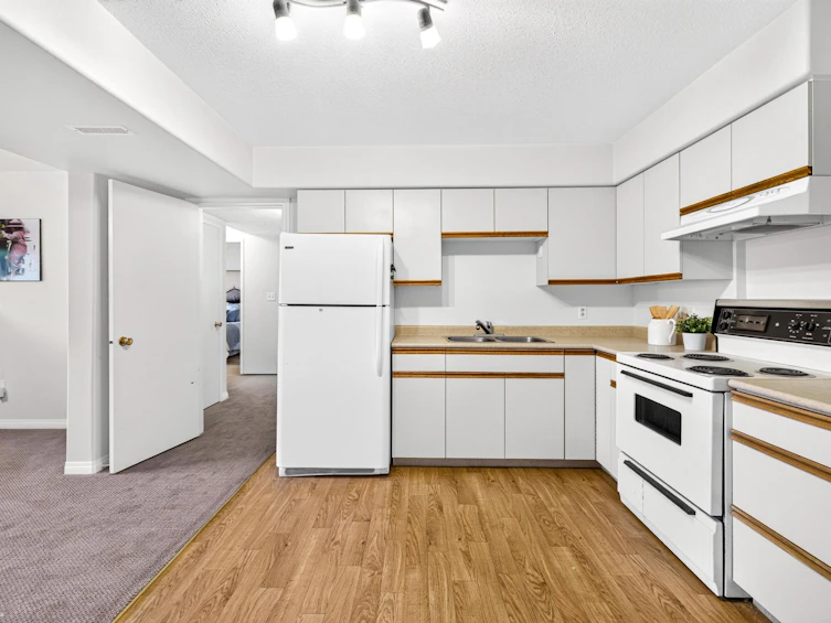 12905 --12907 99 Avenue, Surrey, BC, V3T 1E6 - 22