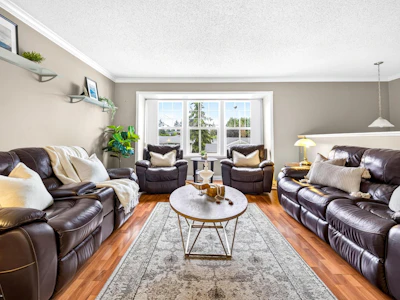 12905 99 Avenue - 5