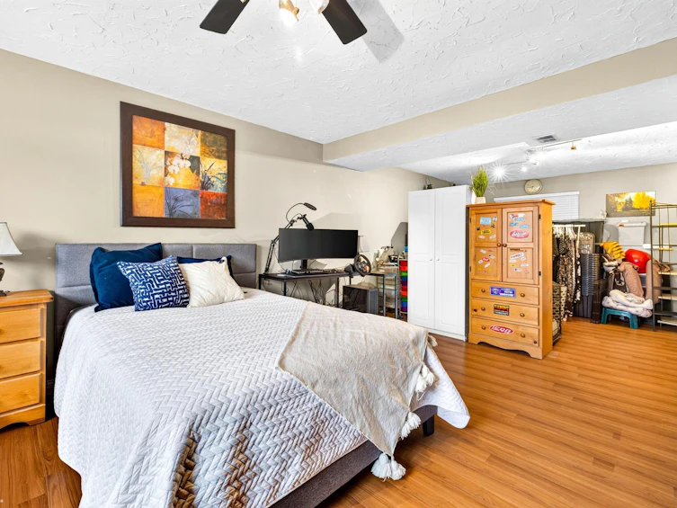 12905 --12907 99 Avenue, Surrey, BC, V3T 1E6 - 31