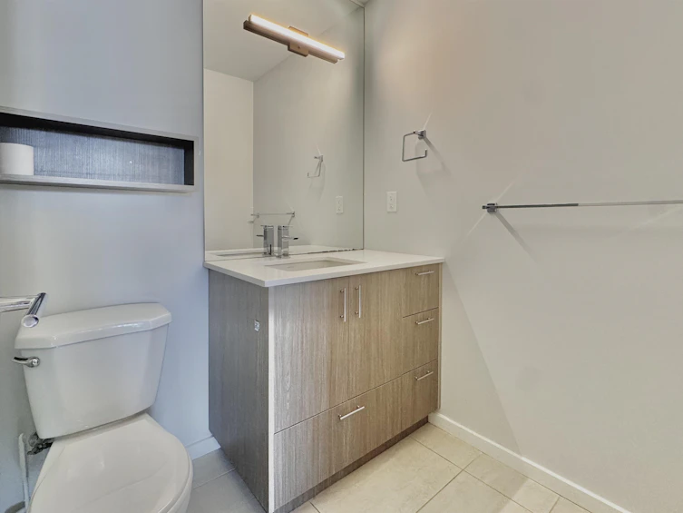 227-6283 Kingsway, Burnaby, BC, V5J 0H3 - 16