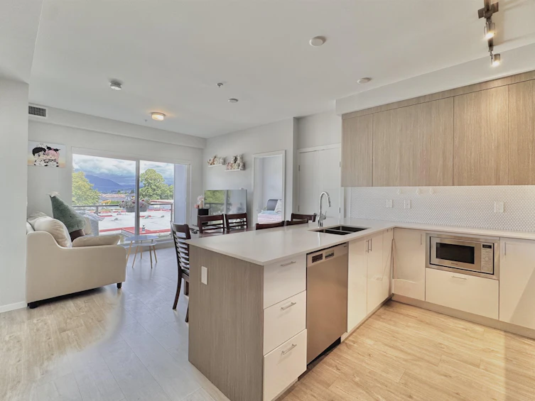 227-6283 Kingsway, Burnaby, BC, V5J 0H3 - 6