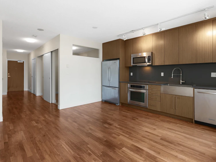 803-251 E 7th Avenue, Vancouver, BC, V5T 0B9 - 7