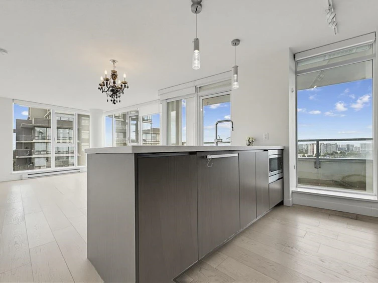 1601-9099 Cook Road, Richmond, BC, V6Y 0G5 - 16