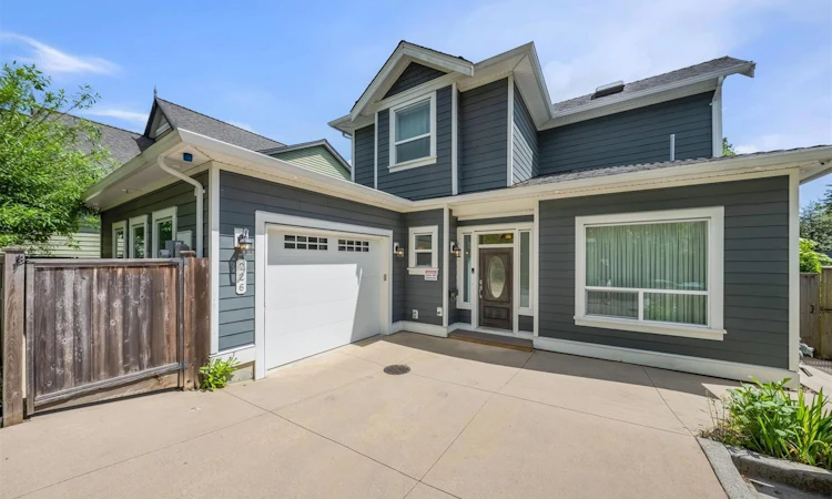 226 Gifford Place