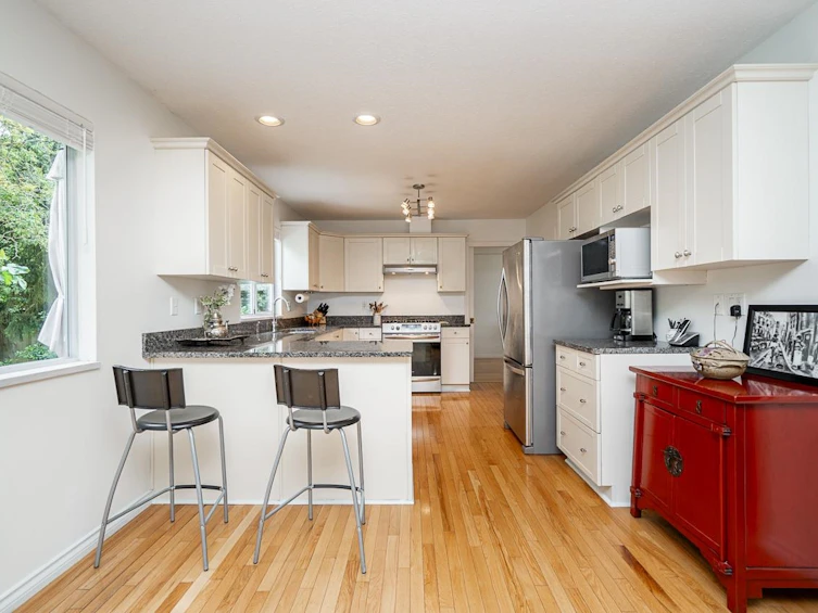 954 160b Street, Surrey, BC, V4A 9A7 - 17