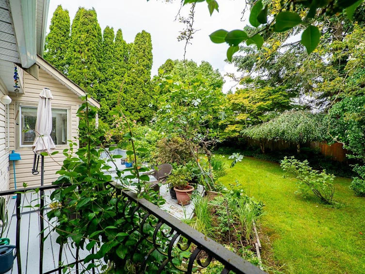 954 160b Street, Surrey, BC, V4A 9A7 - 12