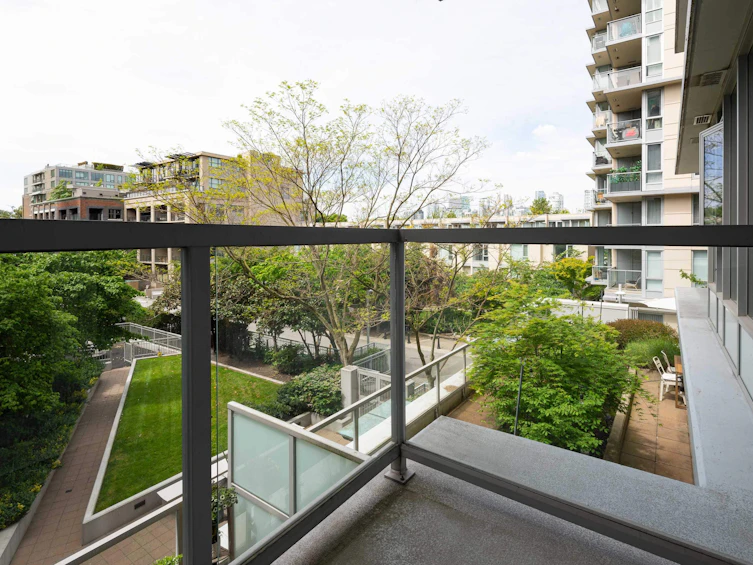 301-1887 Crowe Street, Vancouver, BC, V5Y 0B4 - 17