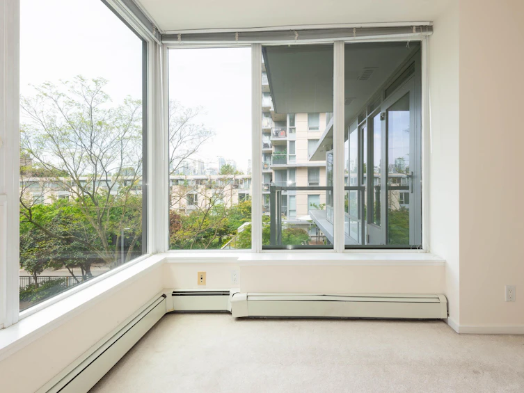 301-1887 Crowe Street, Vancouver, BC, V5Y 0B4 - 14