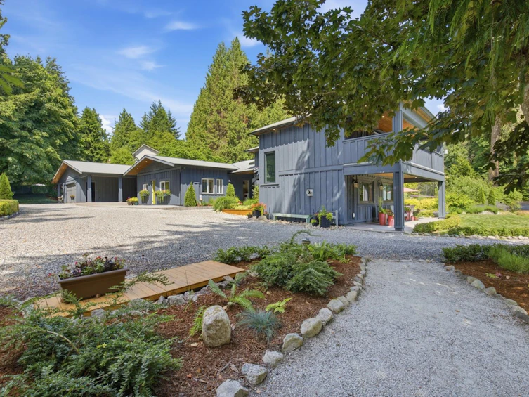 3552 Beach Avenue, Roberts Creek, BC, V0N 2W2 - 32