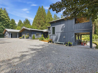 3552 Beach Avenue - 3