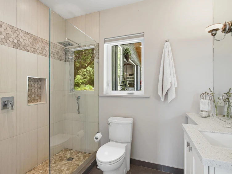 3552 Beach Avenue, Roberts Creek, BC, V0N 2W2 - 10