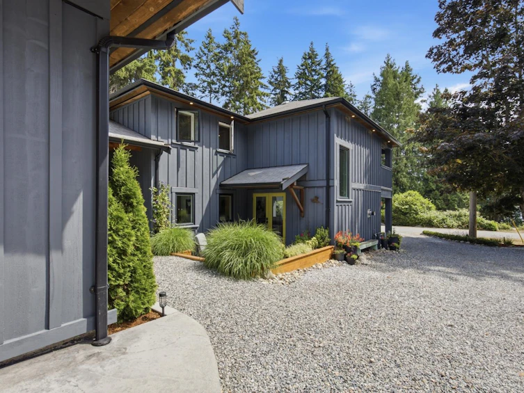3552 Beach Avenue, Roberts Creek, BC, V0N 2W2 - 33