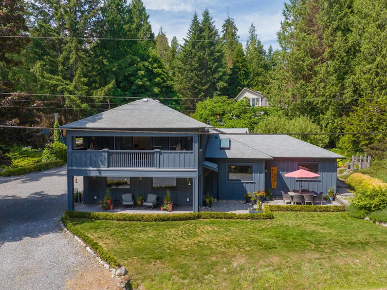 3552 Beach Avenue, Roberts Creek, BC, V0N 2W2 - 39