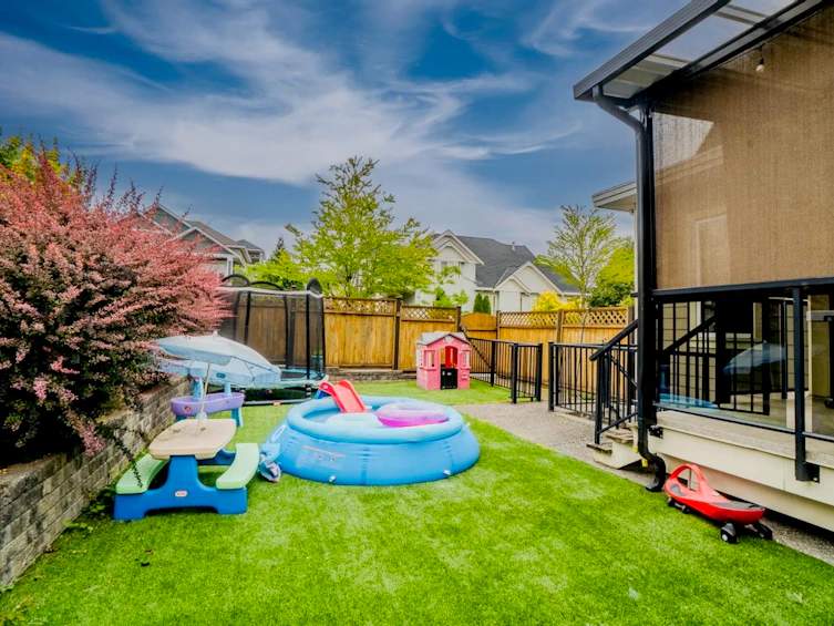 18938 54a Avenue, Surrey, BC, V3S 6R4 - 19