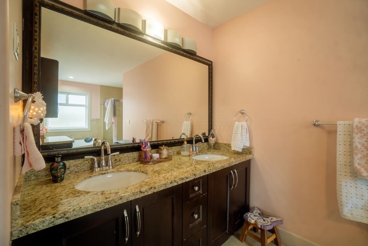 18938 54a Avenue, Surrey, BC, V3S 6R4 - 23
