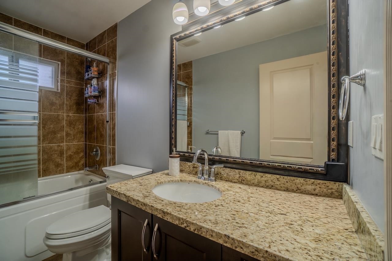 18938 54a Avenue, Surrey, BC, V3S 6R4 - 30
