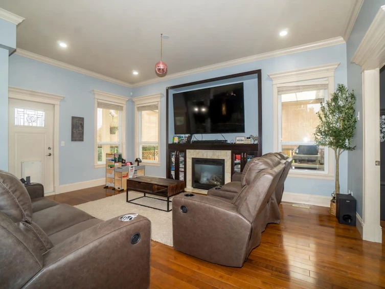 18938 54a Avenue, Surrey, BC, V3S 6R4 - 8