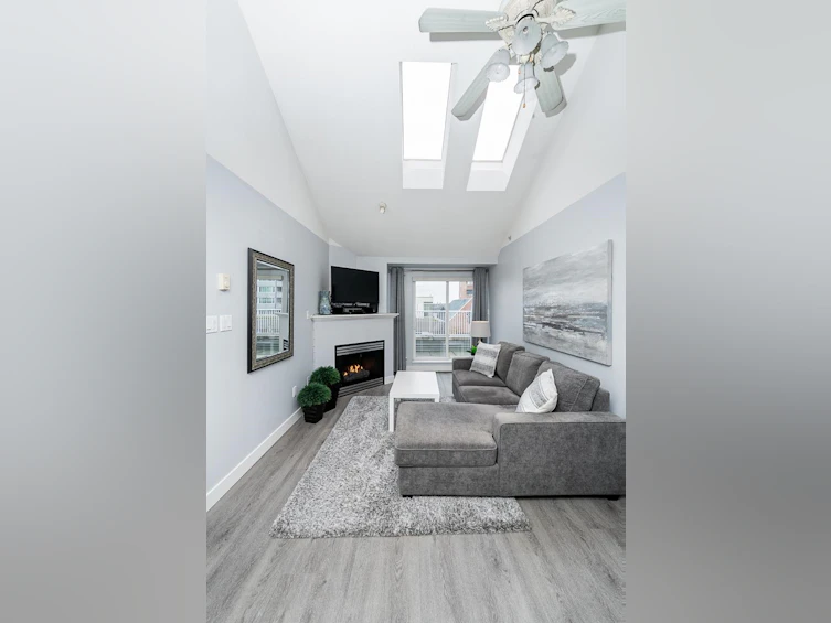 403-3939 Hastings Street, Burnaby, BC, V5C 2H8 - 15
