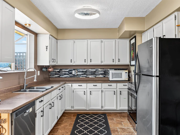 1849 North Road, Gibsons, BC, V0N 1V1 - 11