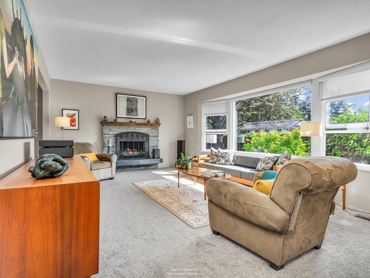 999 53a Street, Delta, BC, V4M 3E2 - 6
