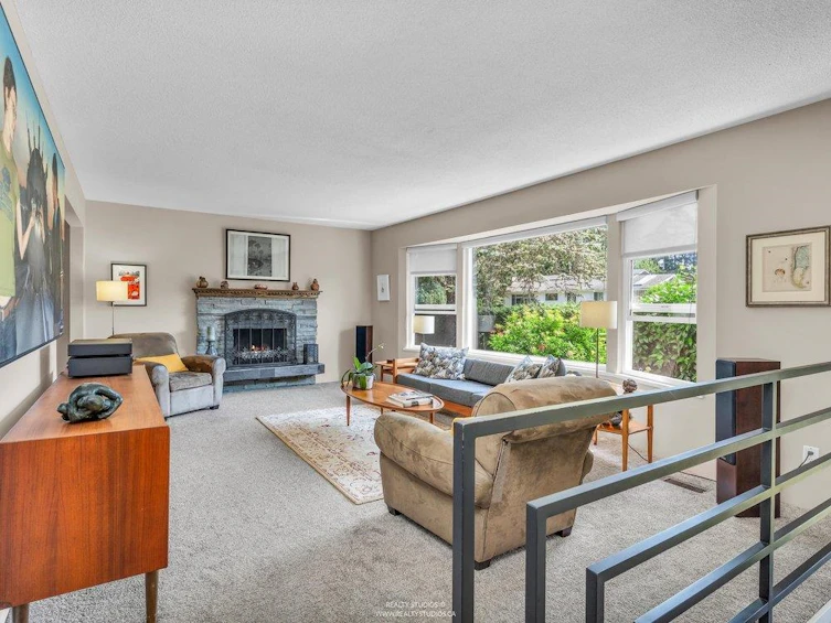 999 53a Street, Delta, BC, V4M 3E2 - 4