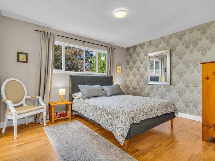 999 53a Street, Delta, BC, V4M 3E2 - 18