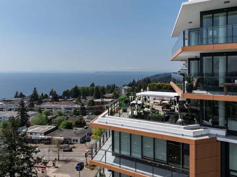 1204-1439 George Street, Surrey, BC, V4B 0B9