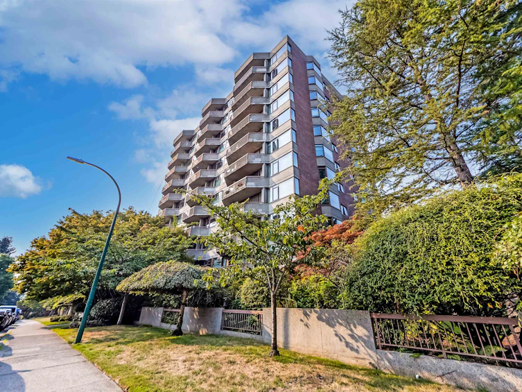 306-2445 W 3rd Avenue, Vancouver, BC, V6K 4K6