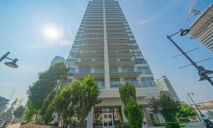 2202-602 Como Lake Avenue
