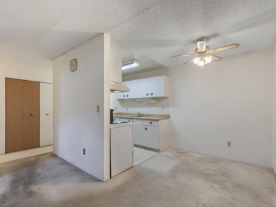115-1440 E Broadway Street - 5