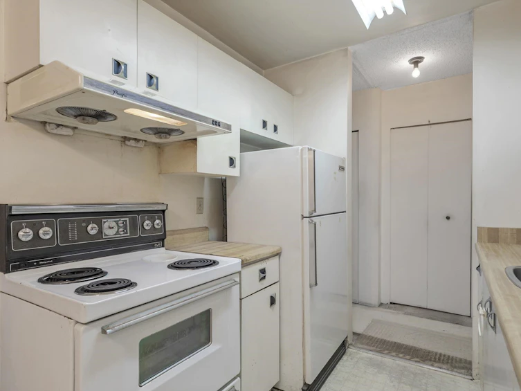 115-1440 E Broadway Street, Vancouver, BC, V5N 5P2 - 3