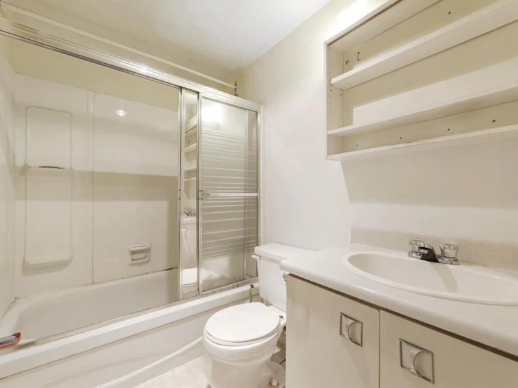 115-1440 E Broadway Street, Vancouver, BC, V5N 5P2 - 13