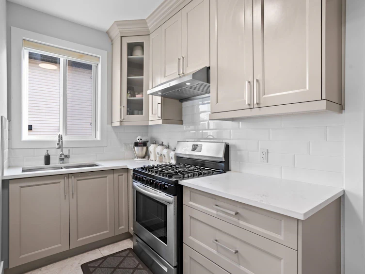 8394 Mctaggart Street, Mission, BC, V2V 0G3 - 16