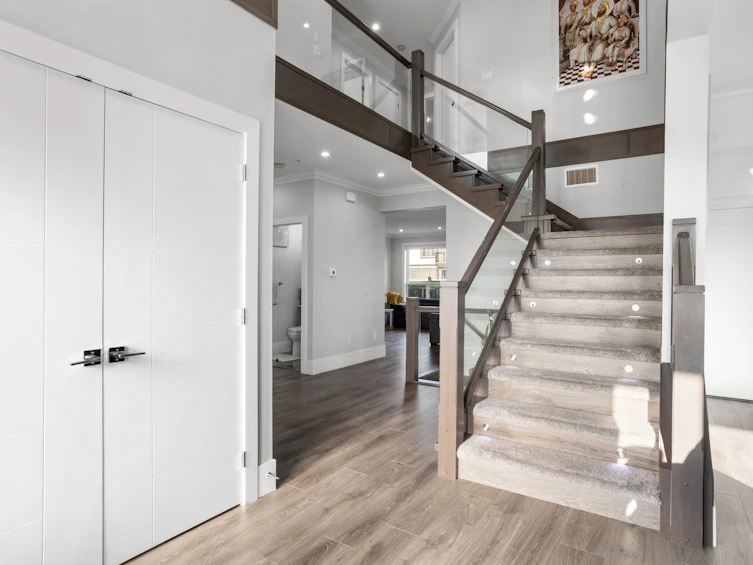 8394 Mctaggart Street, Mission, BC, V2V 0G3 - 4