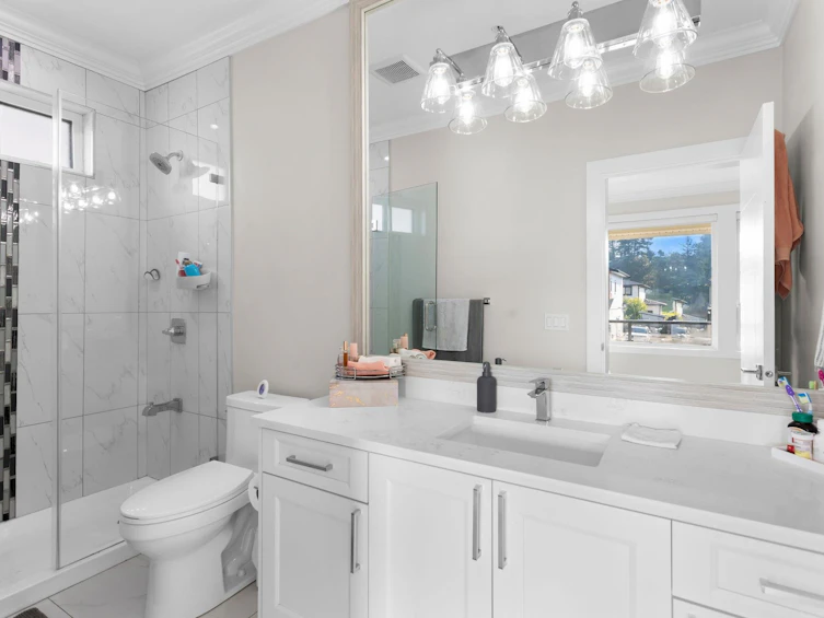 8394 Mctaggart Street, Mission, BC, V2V 0G3 - 31