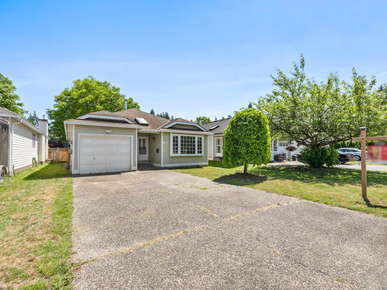 11484 207 Street, Maple Ridge, BC, V2X 1X1