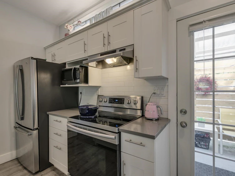1577 E 26th Avenue, Vancouver, BC, V5N 2W1 - 12