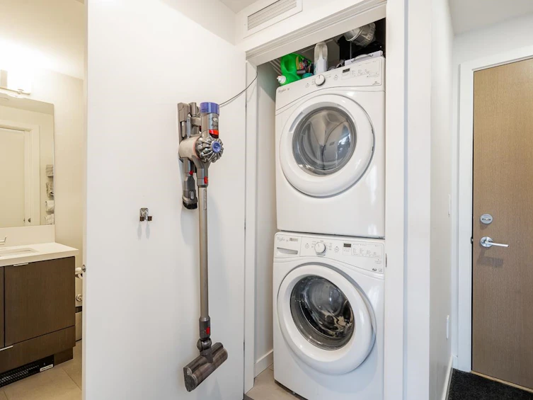 708-384 E 1st Avenue, Vancouver, BC, V5T 0G5 - 30