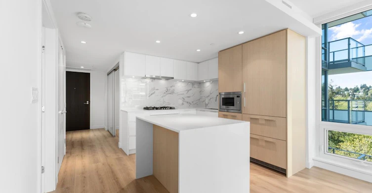 1502-1500 Fern Street, North Vancouver, BC, V7J 1H6 - 4