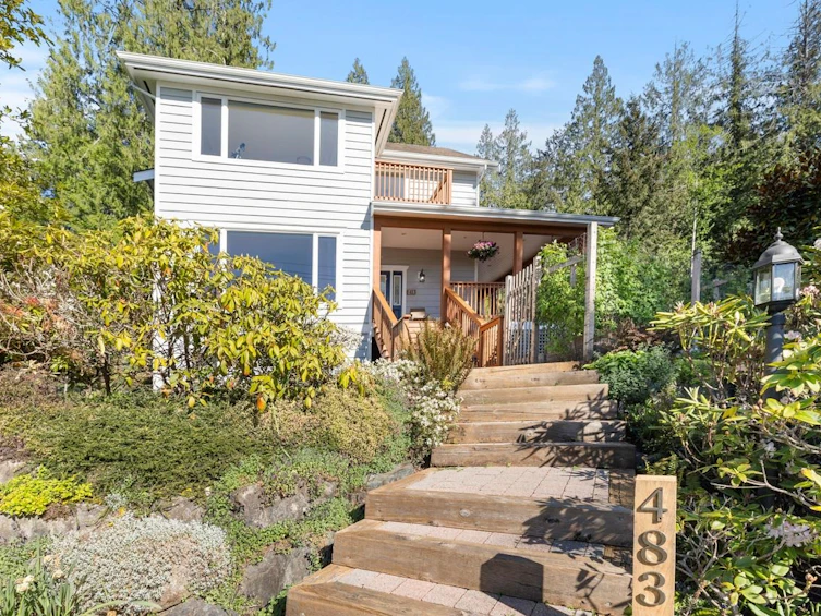 483 Braewood Place, Bowen Island, BC, V0N 1G2 - 4