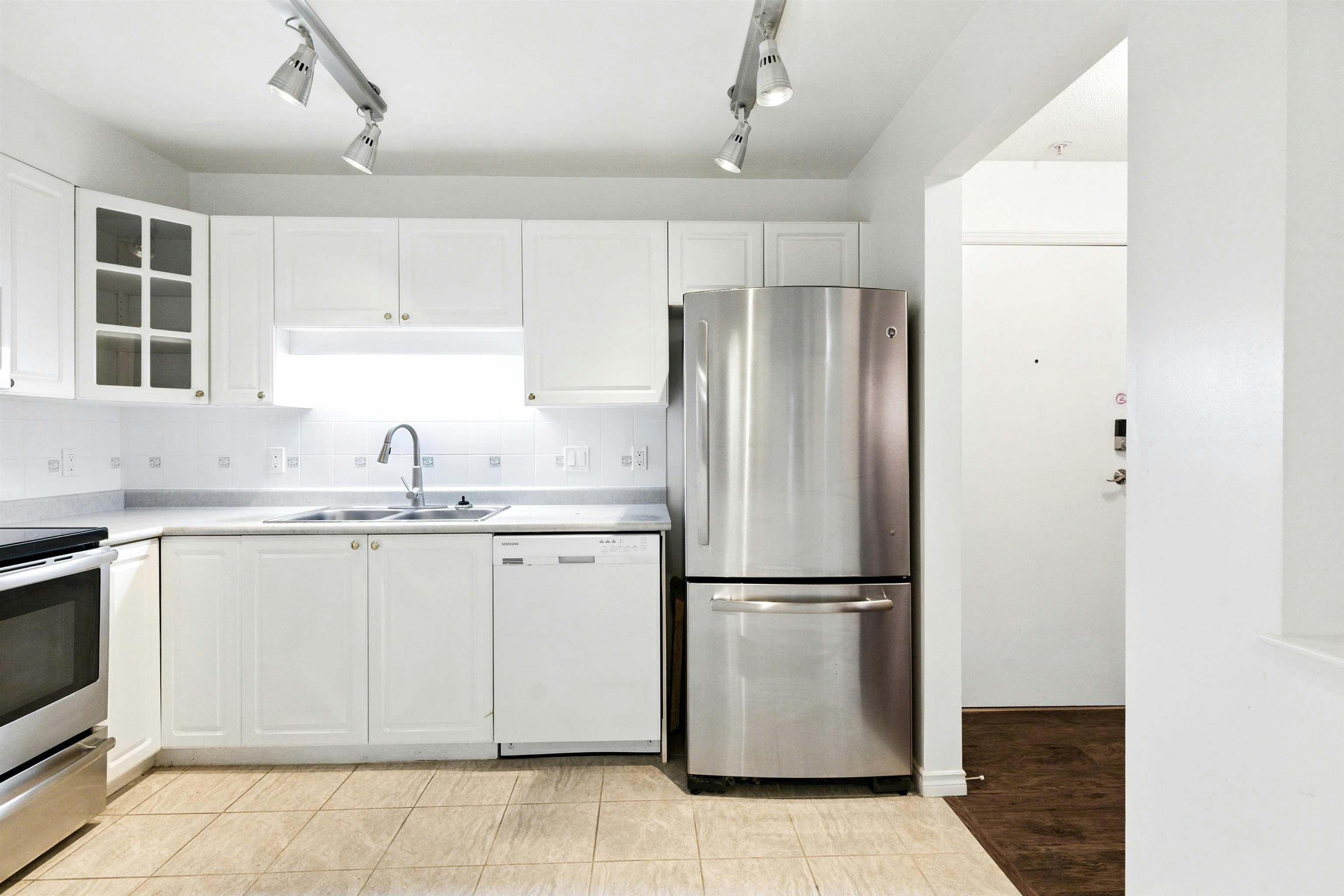 208-8100 Jones Road, Richmond, BC, V6Y 4B1 - 13