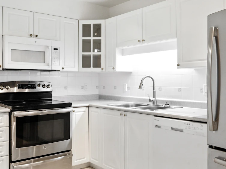 208-8100 Jones Road, Richmond, BC, V6Y 4B1 - 11