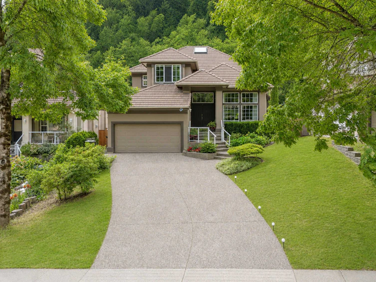 1818 Camelback Court, Coquitlam, BC, V3E 3K4